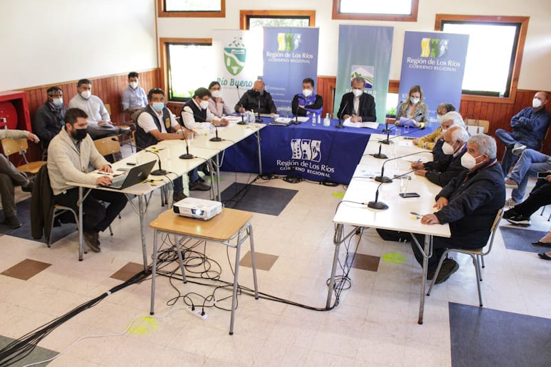 Gobernadores Regionales de Los Ríos y Los Lagos participaron de Encuentro Birregional en Río Bueno