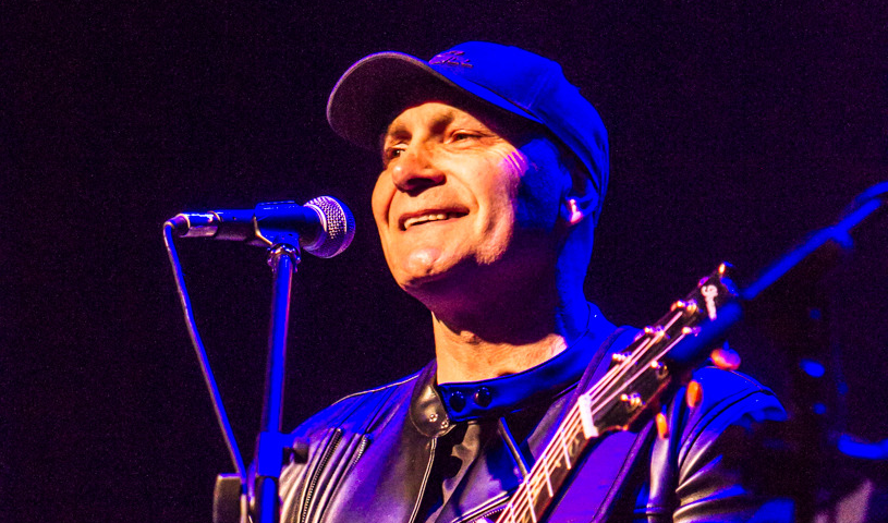 CANTAUTOR Y GUITARRISTA NACIONAL FRANCIS JADUE, PRESENTA NUEVO SINGLE TITULADO YA SE HA TERMINADO … FUE INVITADO ABRIR EL SHOW DEL ROCKERO ARGENTINO NITO MESTRE