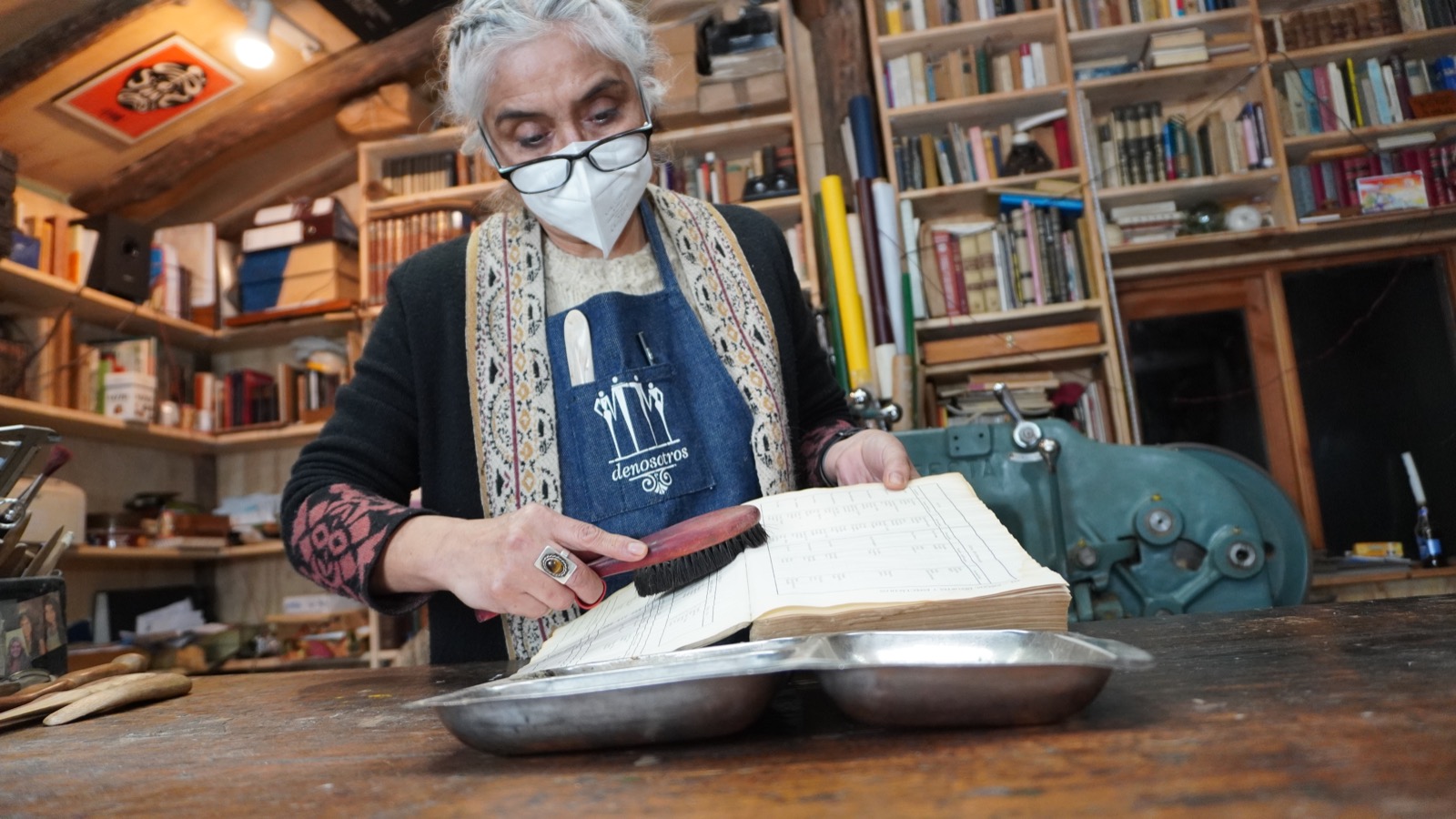 INVITAN A INSCRIBIRSE EN CURSO GRATUITO DE ENCUADERNACIÓN