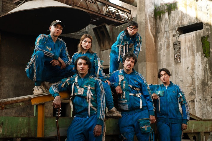 Plumas anuncia su película musicalizada y presenta ‘La Despedida’ como nuevo adelanto