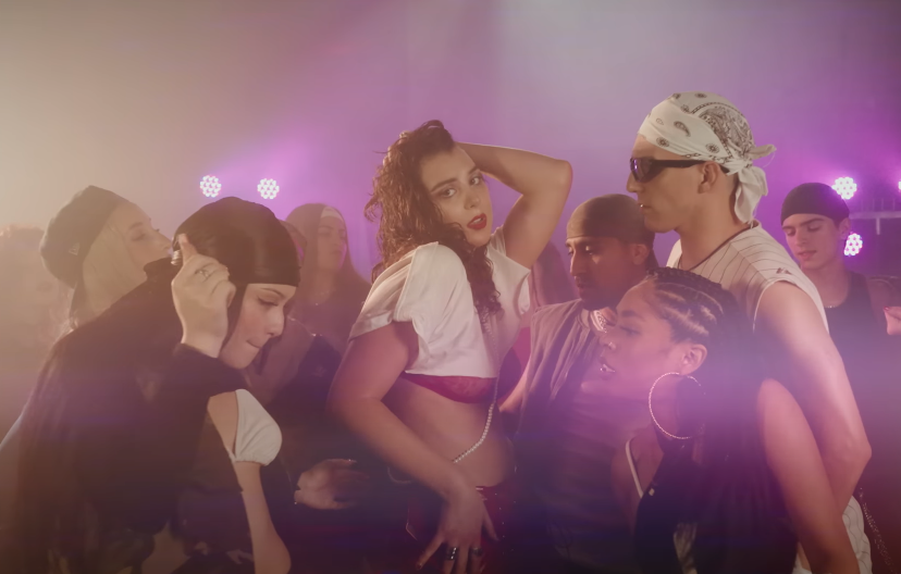 Galia y Jimmy Fernández de La Pozze Latina sorprenden con: “No Dejes Que se Acabe el Día” 