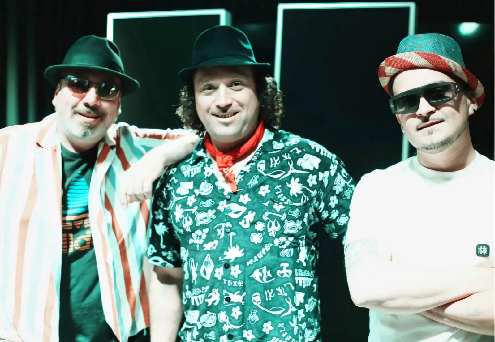 LOS MÁQUINAS PRESENTAN SU SINGLE DEBUT EN LA ESCENA “488 KILOMETROS”