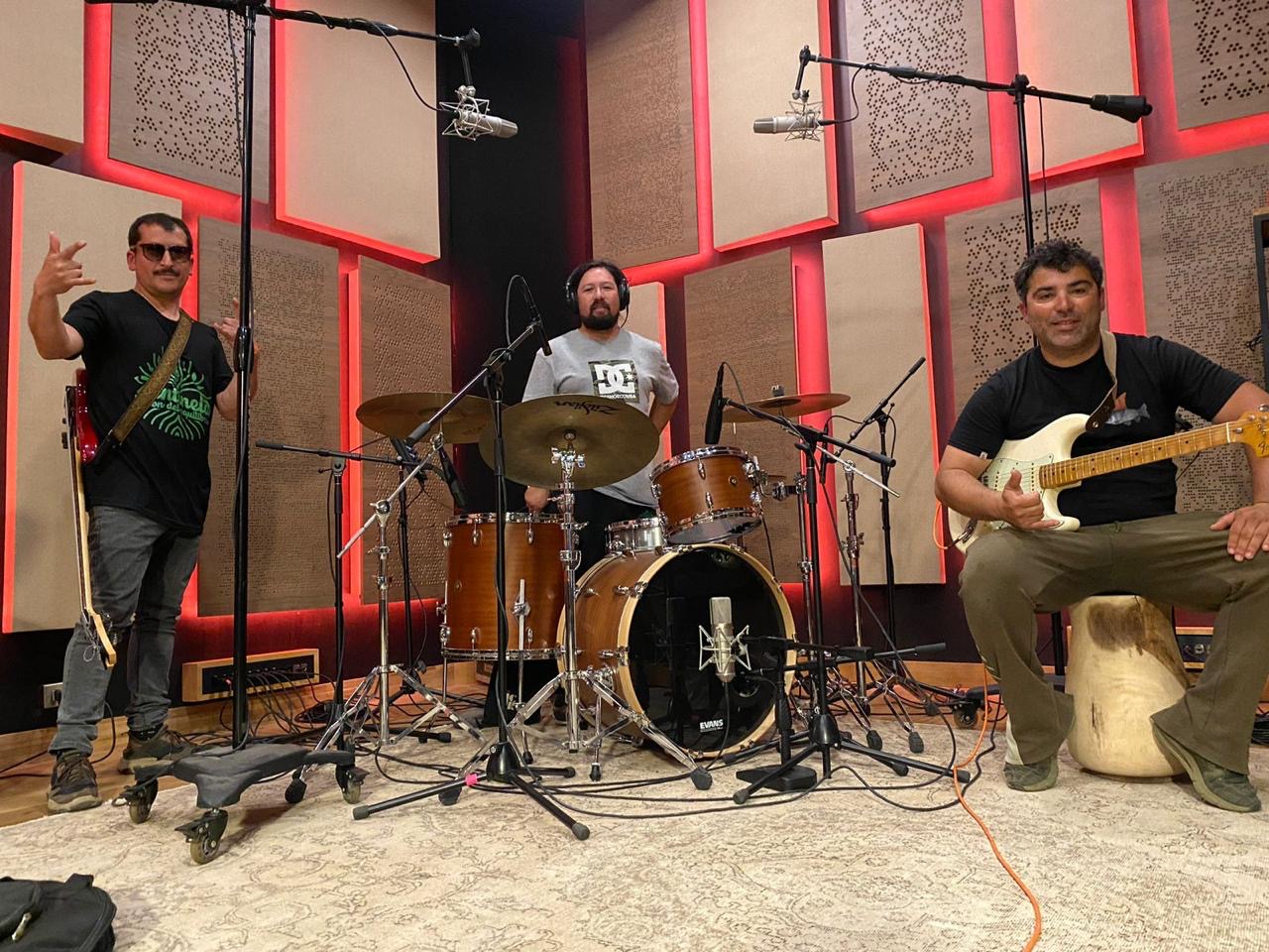 ZENTINELA BANDA ROCK POP PRESENTA SU MÁS RECIENTE SINGLE …CUANDO NACE UN NUEVO DIA