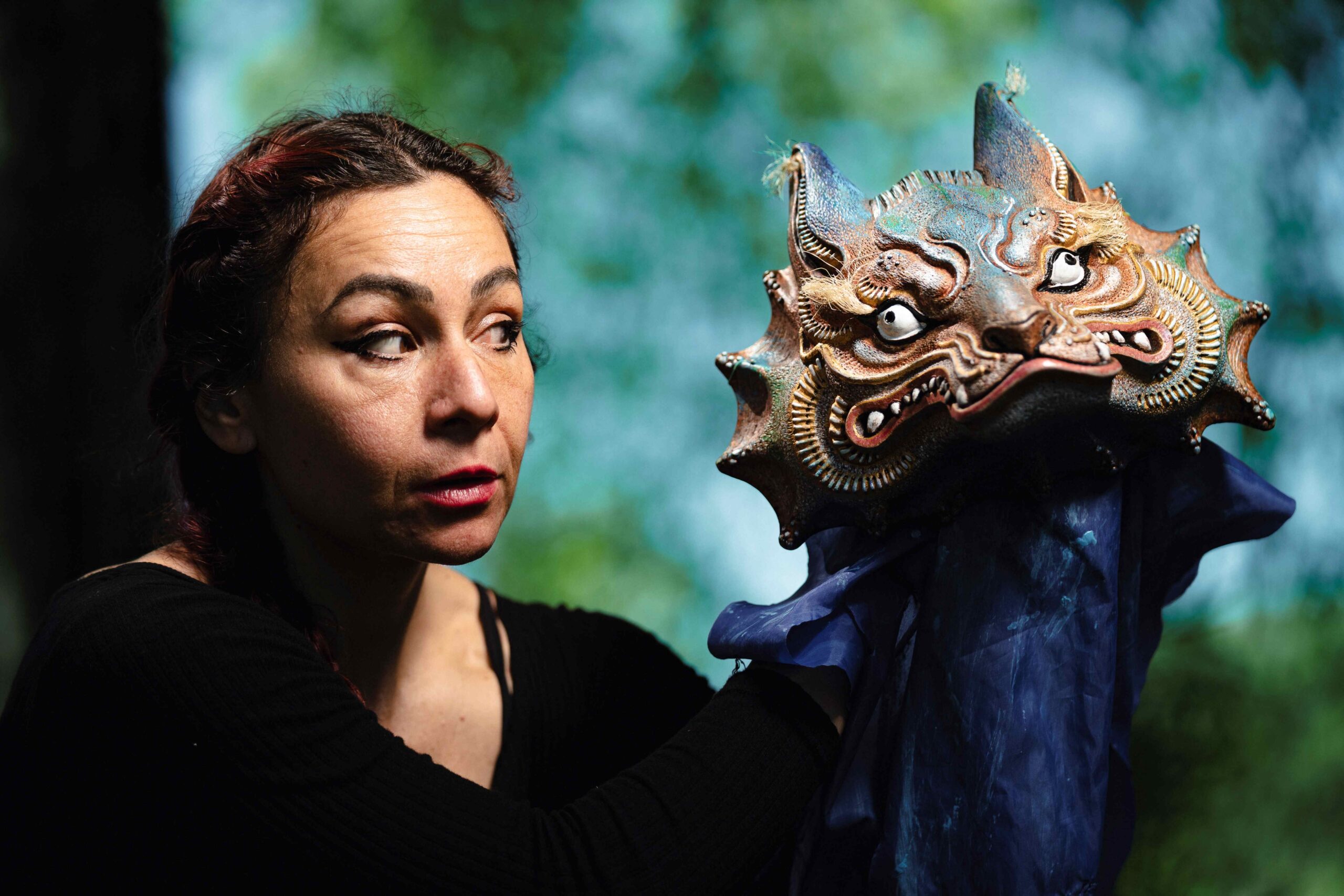 Estreno de “Wirivilú ser de agua”: una obra que fusiona circo-teatro, naturaleza y cosmovisión mapuche