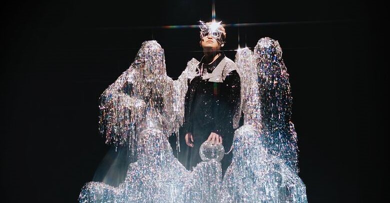 REVEGIAN estrena “Junto a ti”