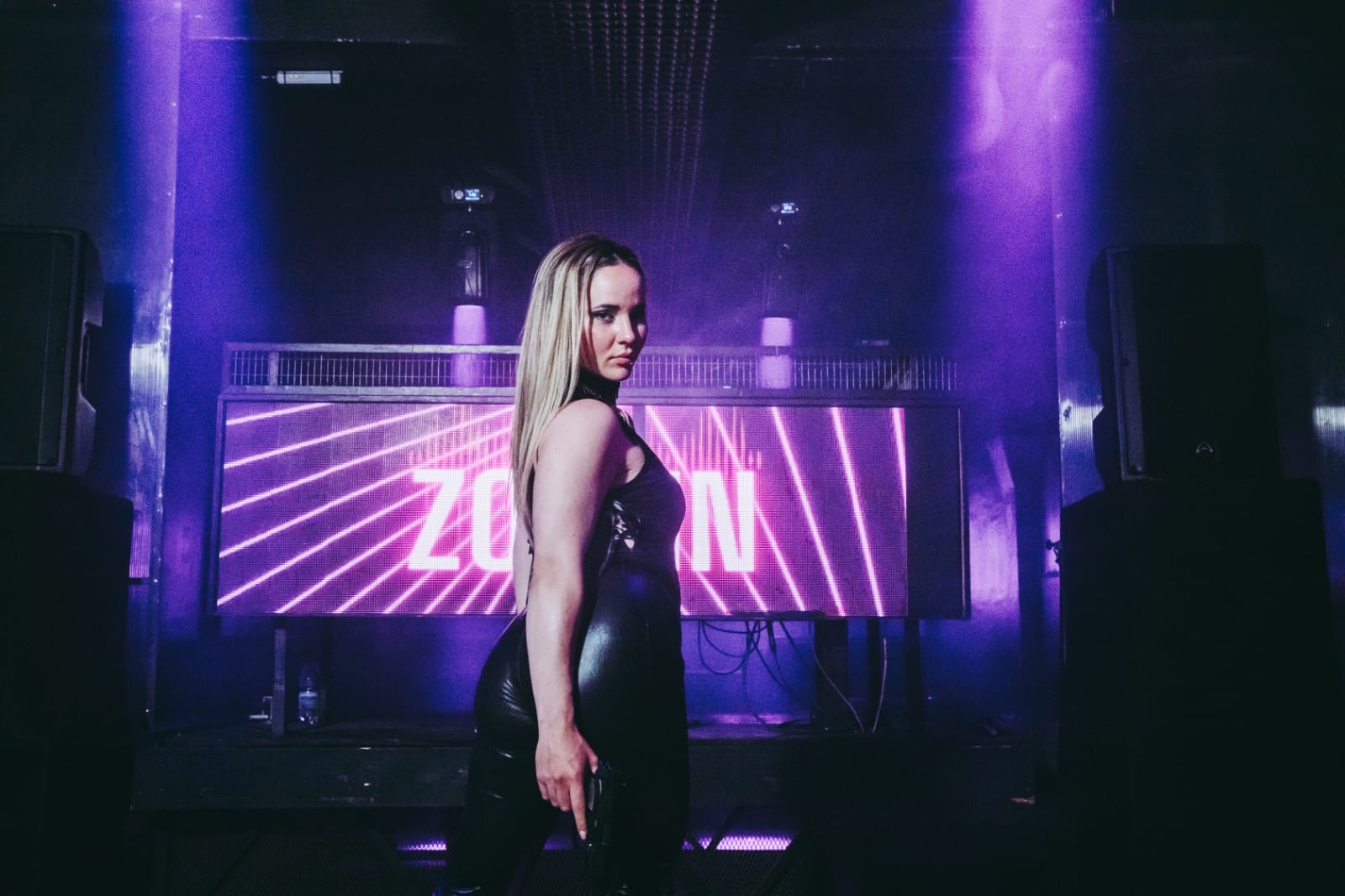 Zoylin deslumbra con suprimer single y marca el inicio de su carrera solista