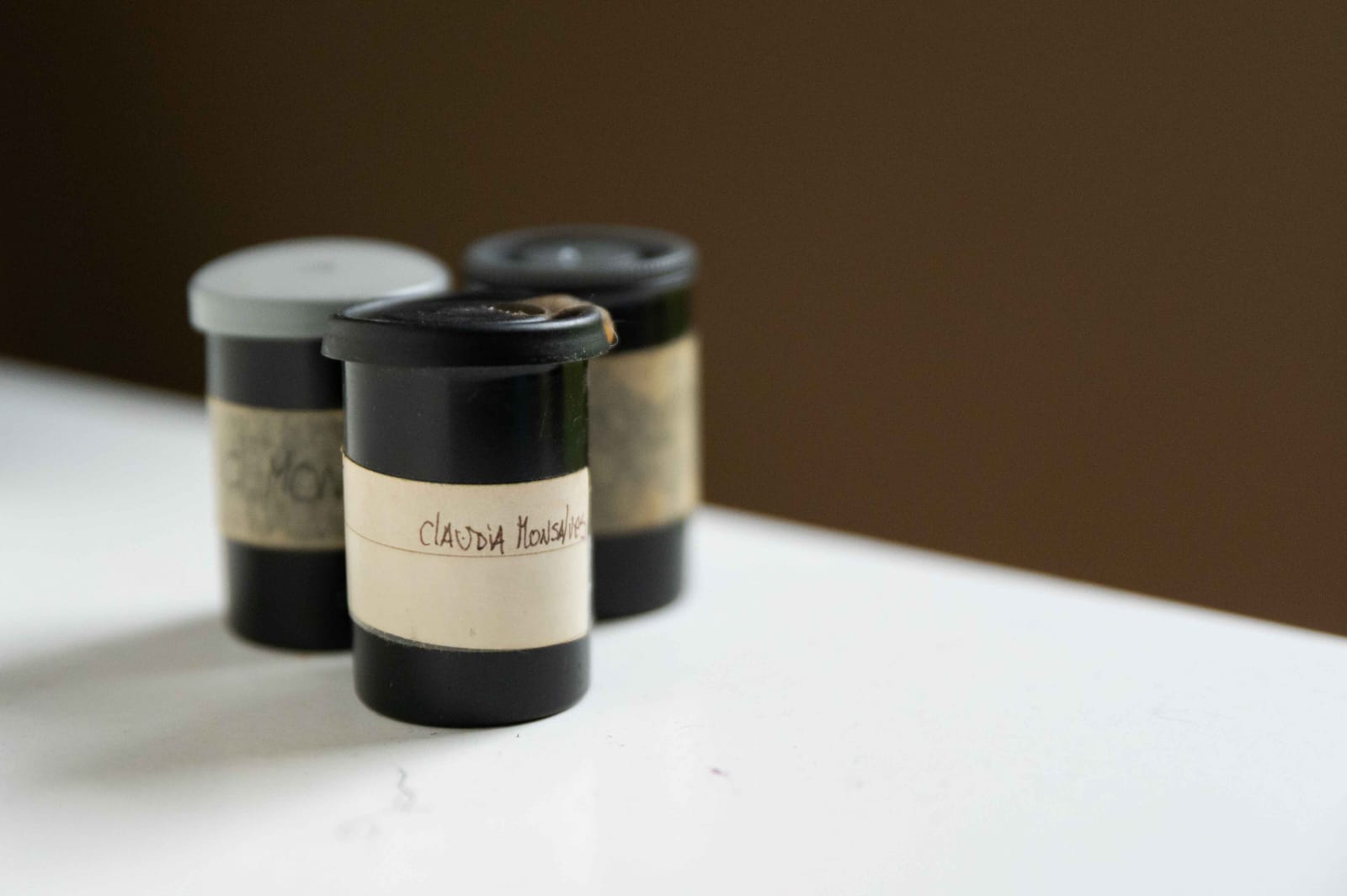 Cooperativa de fotógrafas invita a resignificar la fotografía de autoras chilenas a través de exposiciones en diversas ciudades del país.