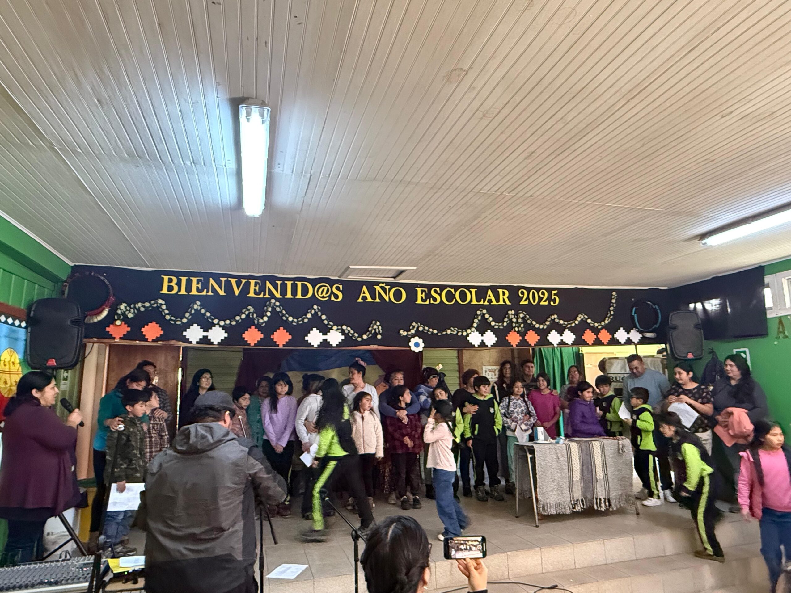 Con un acto y almuerzo comunitario celebró la Escuela Rucaklen de Lumaco el Díade la Familia