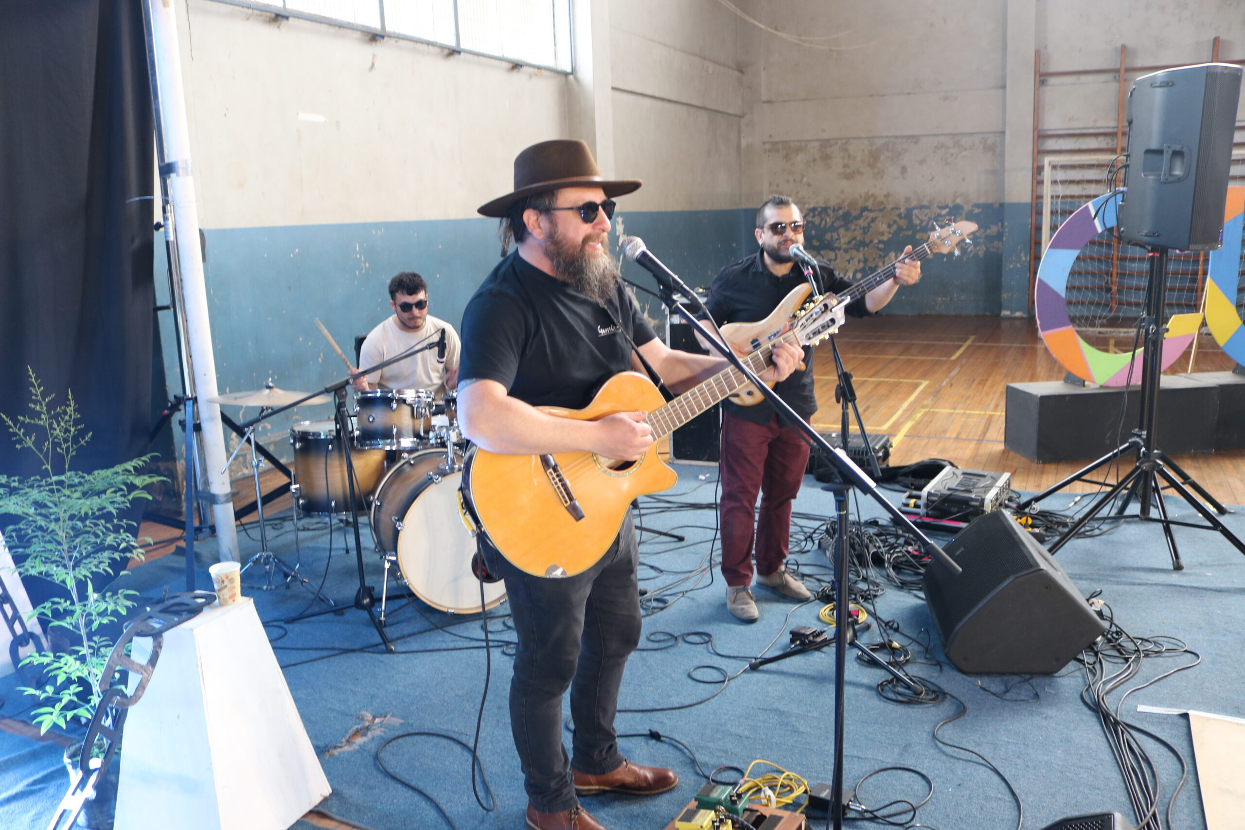 Plan de articulación: Banda Gorrión se presenta en formato de concierto pedagógico en la Aldea Intercultural de Lawan.