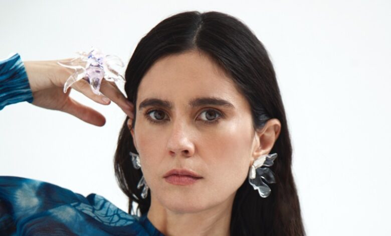 Javiera Mena se transforma con Inmersión